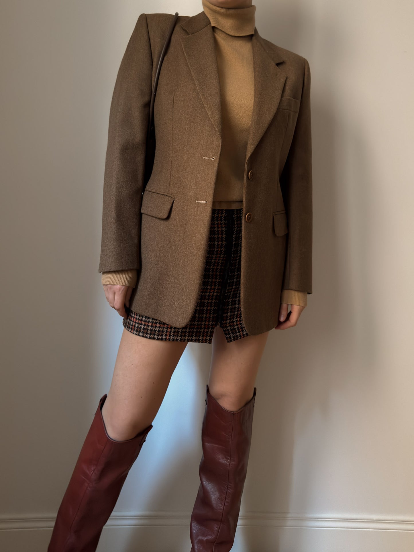 Pure virgin wool camel blazer