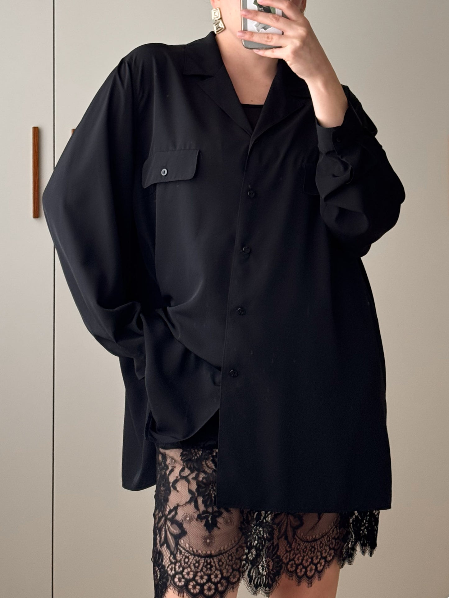 The black maxi shirt