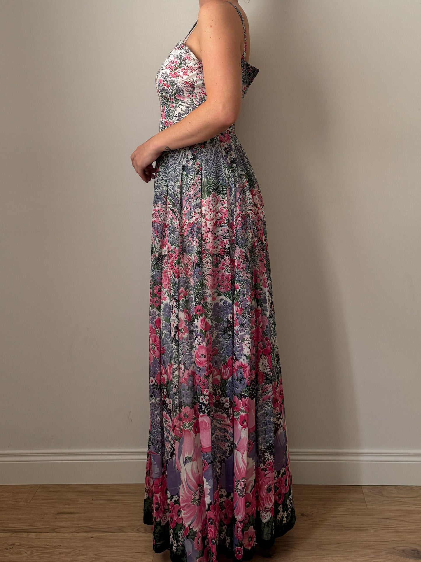 Embroidered floral romantic dress