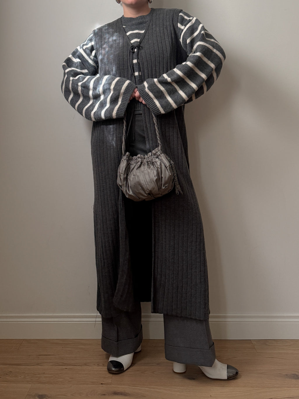 Merino wool, cashmere and wool grey vest