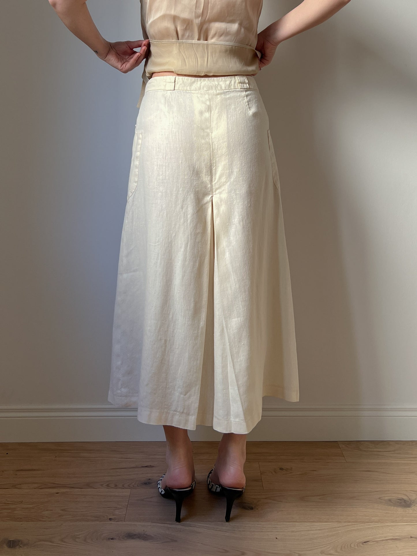 Pure linen ivory trouser skirt