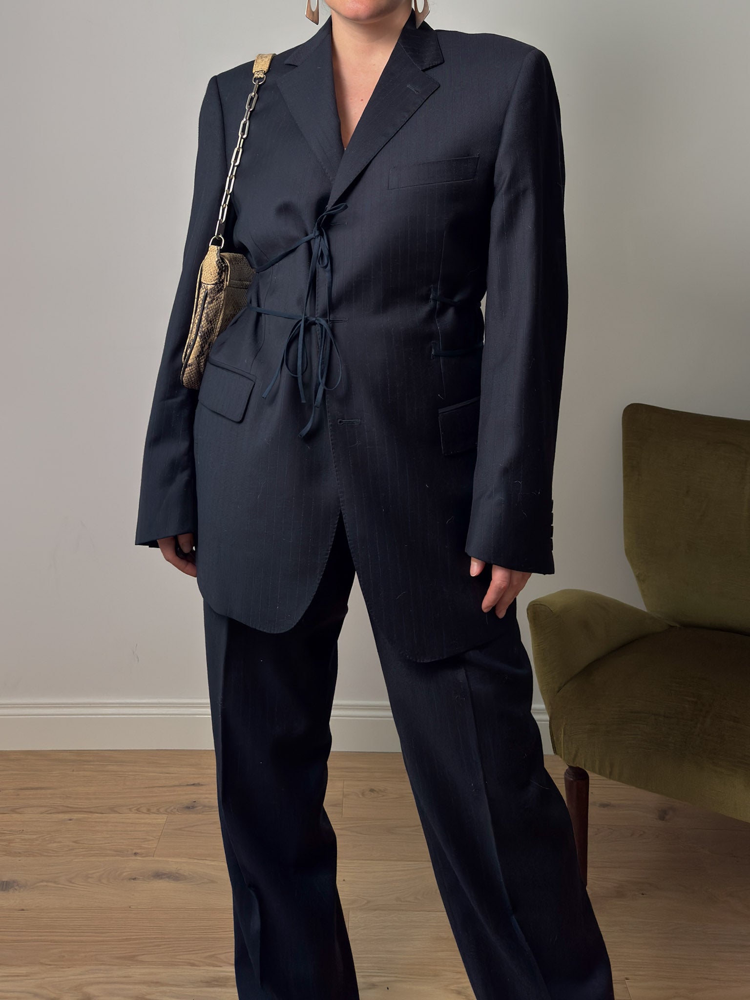 Brando blue suit