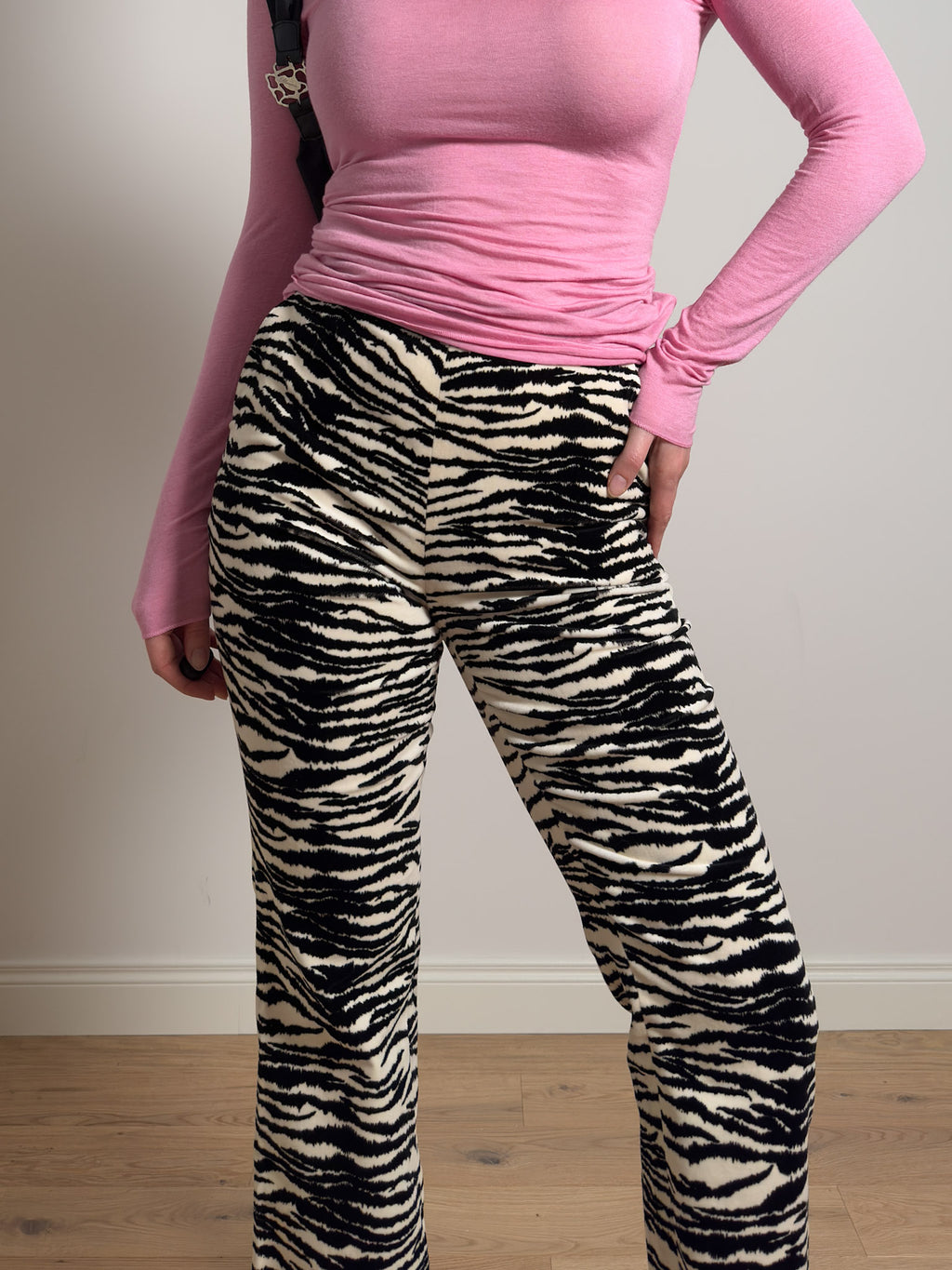 Velvet animalier pants