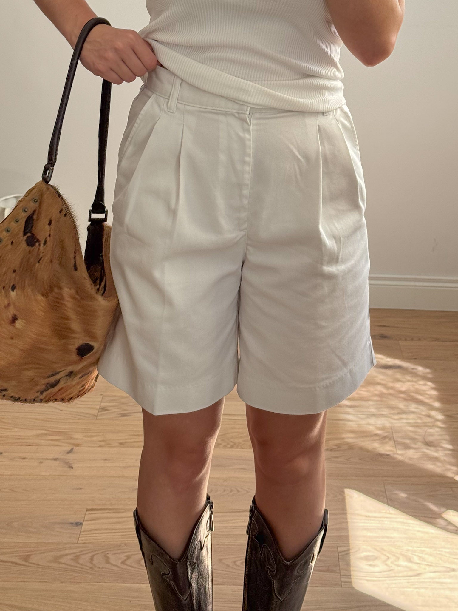 Pure cotton white bermuda