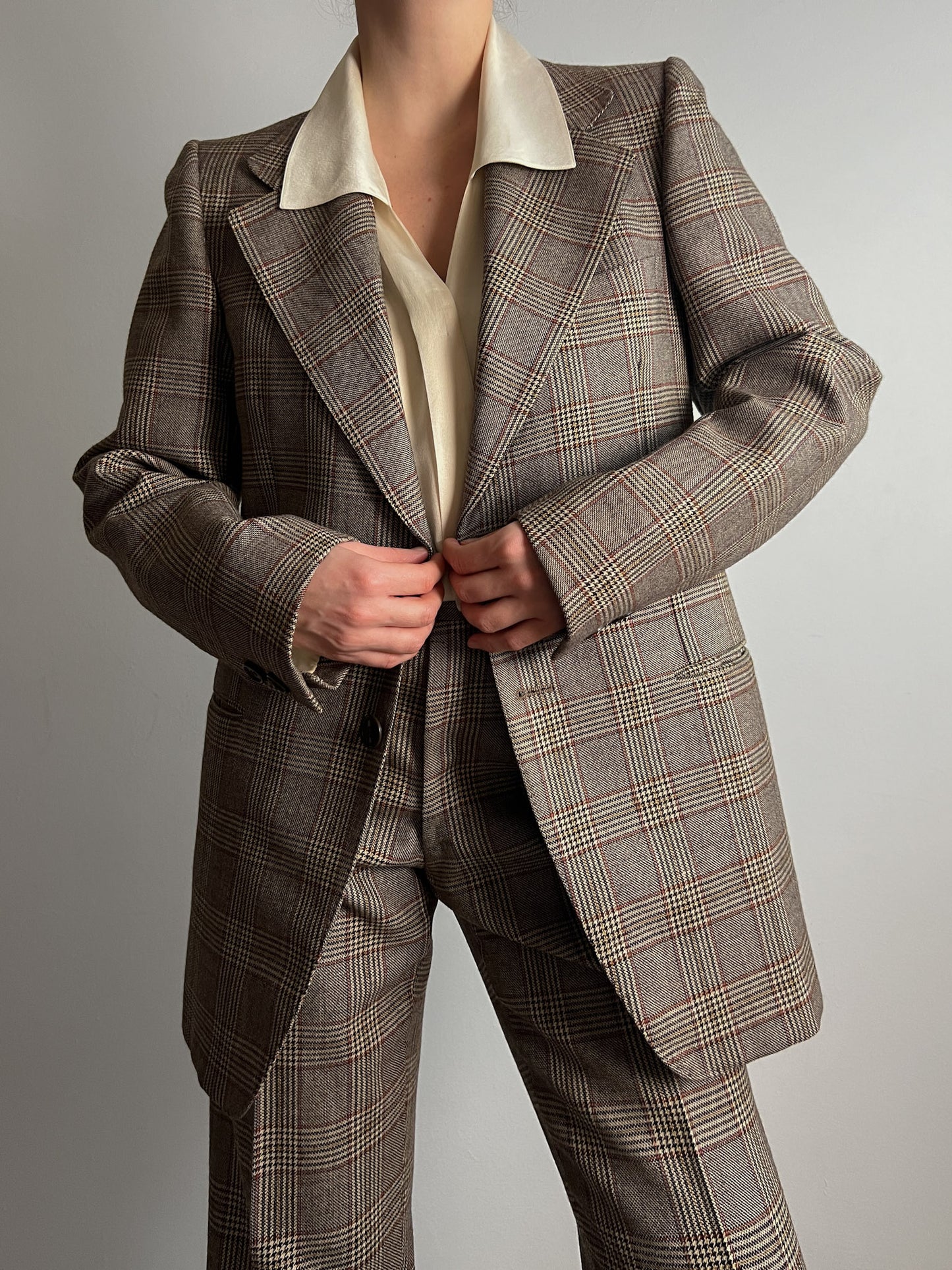 Pure virgin wool principe di Galles suit