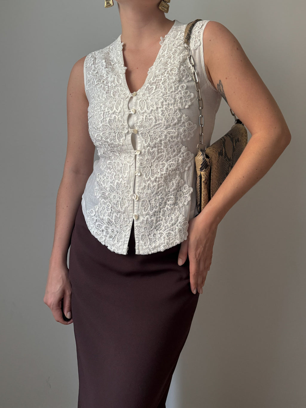 Pure linen embroidered top