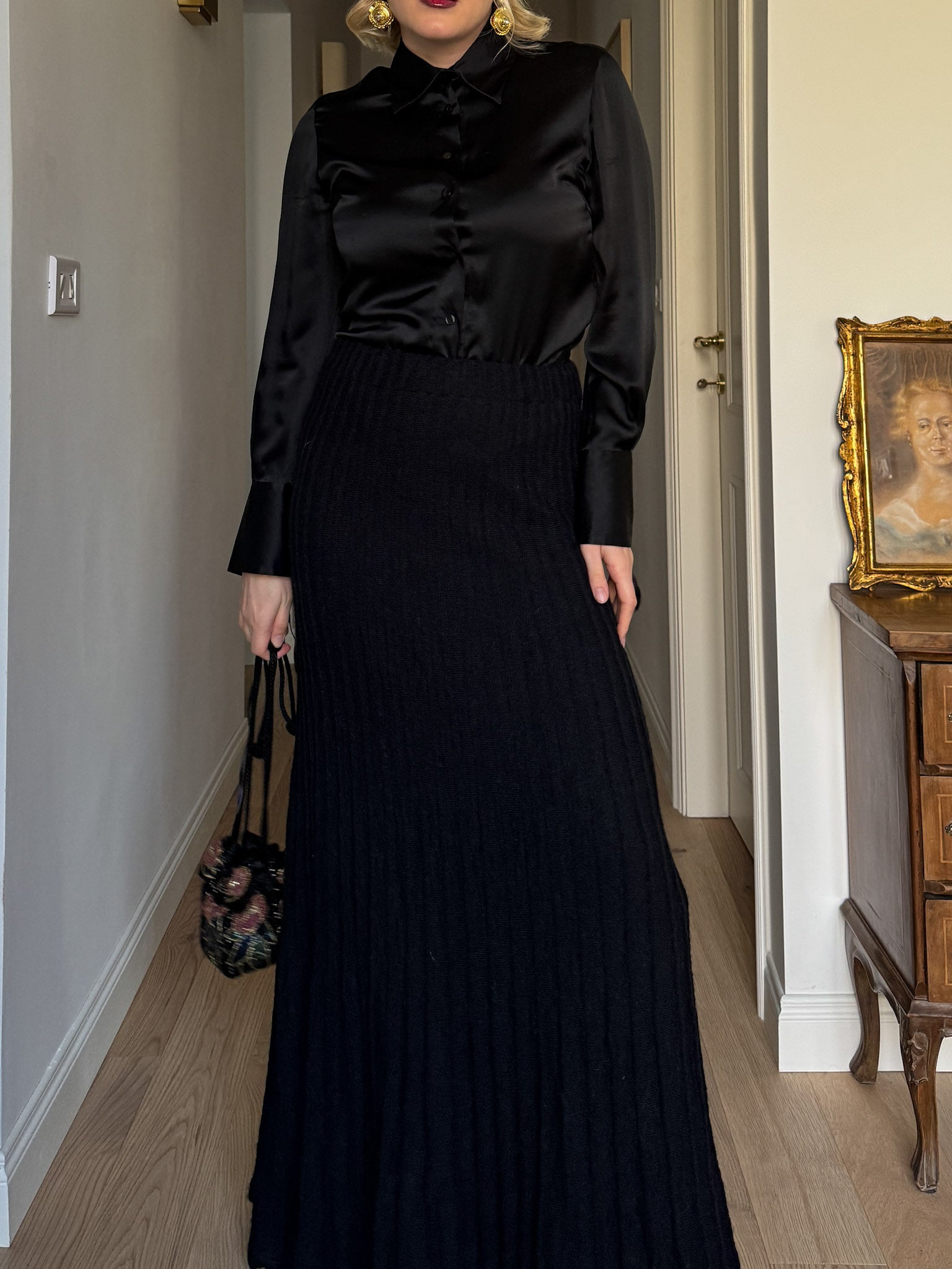 Pure wool black long skirt