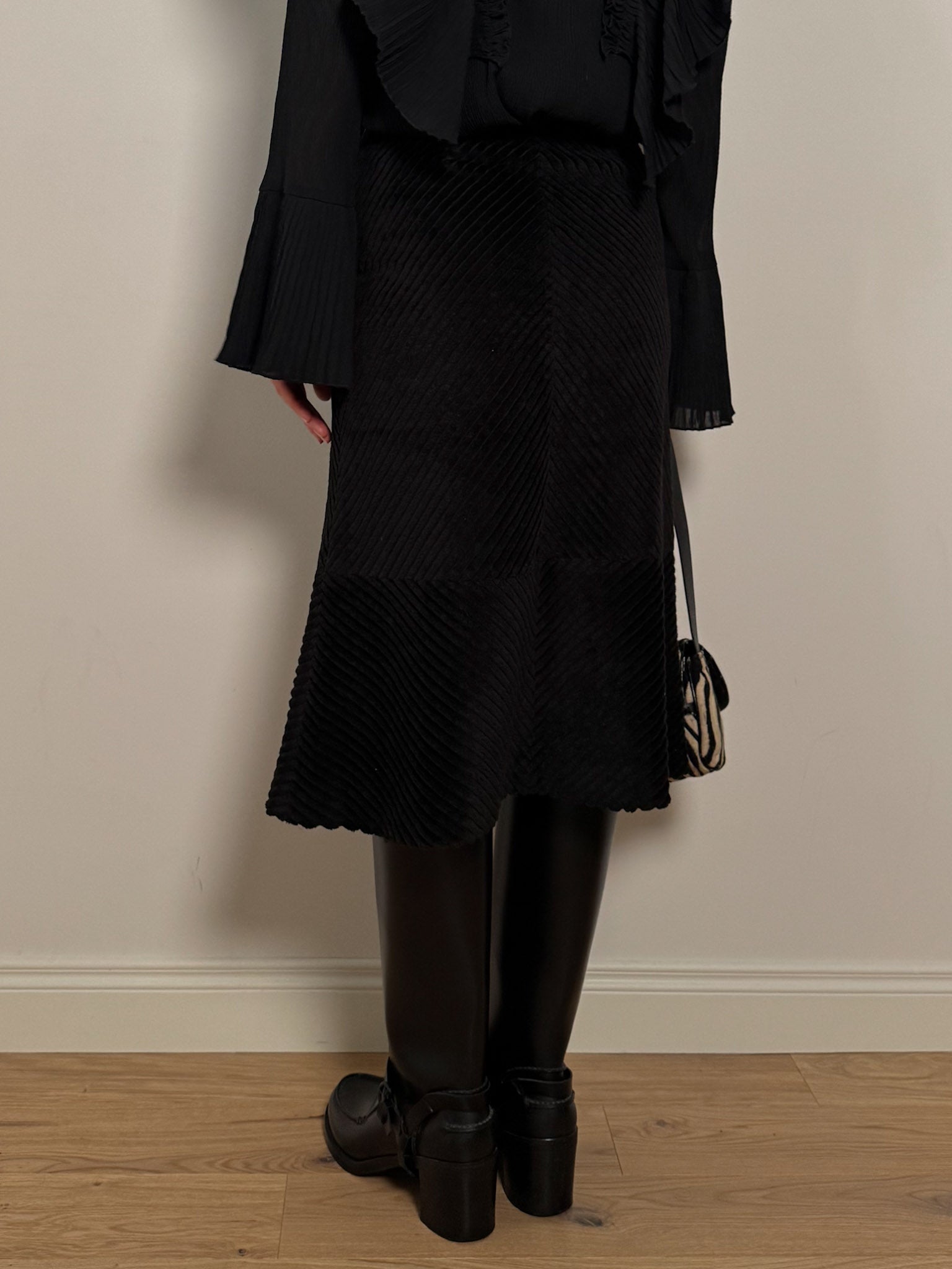 Ferrè velvet black skirt