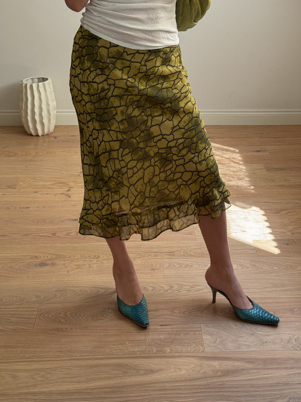 Pure viscose green skirt