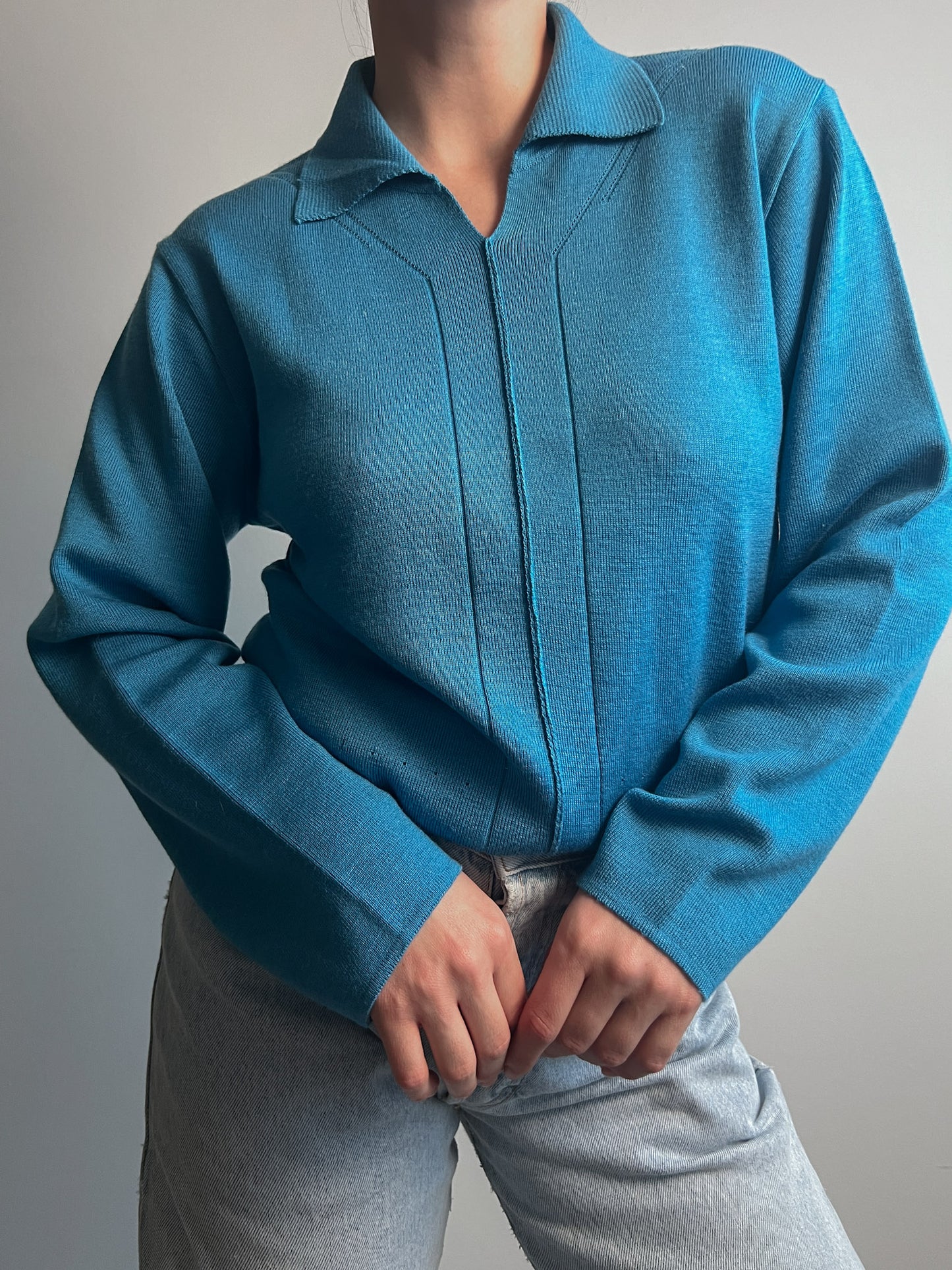 Merino wool azure sweater