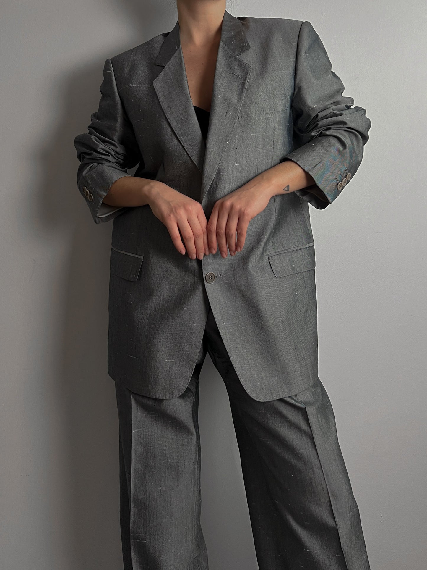 Pure shantung silk grey suit