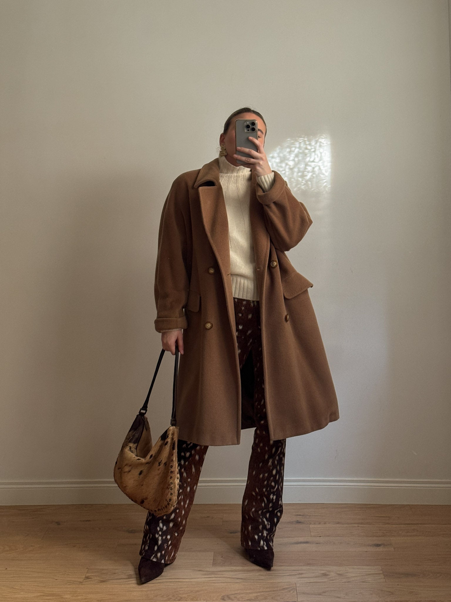Wool and cashmere camel coat