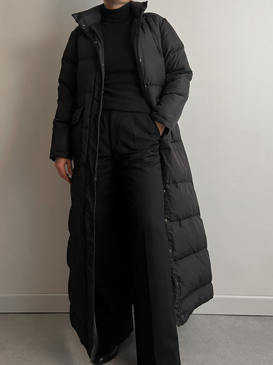 Real down black long puffer