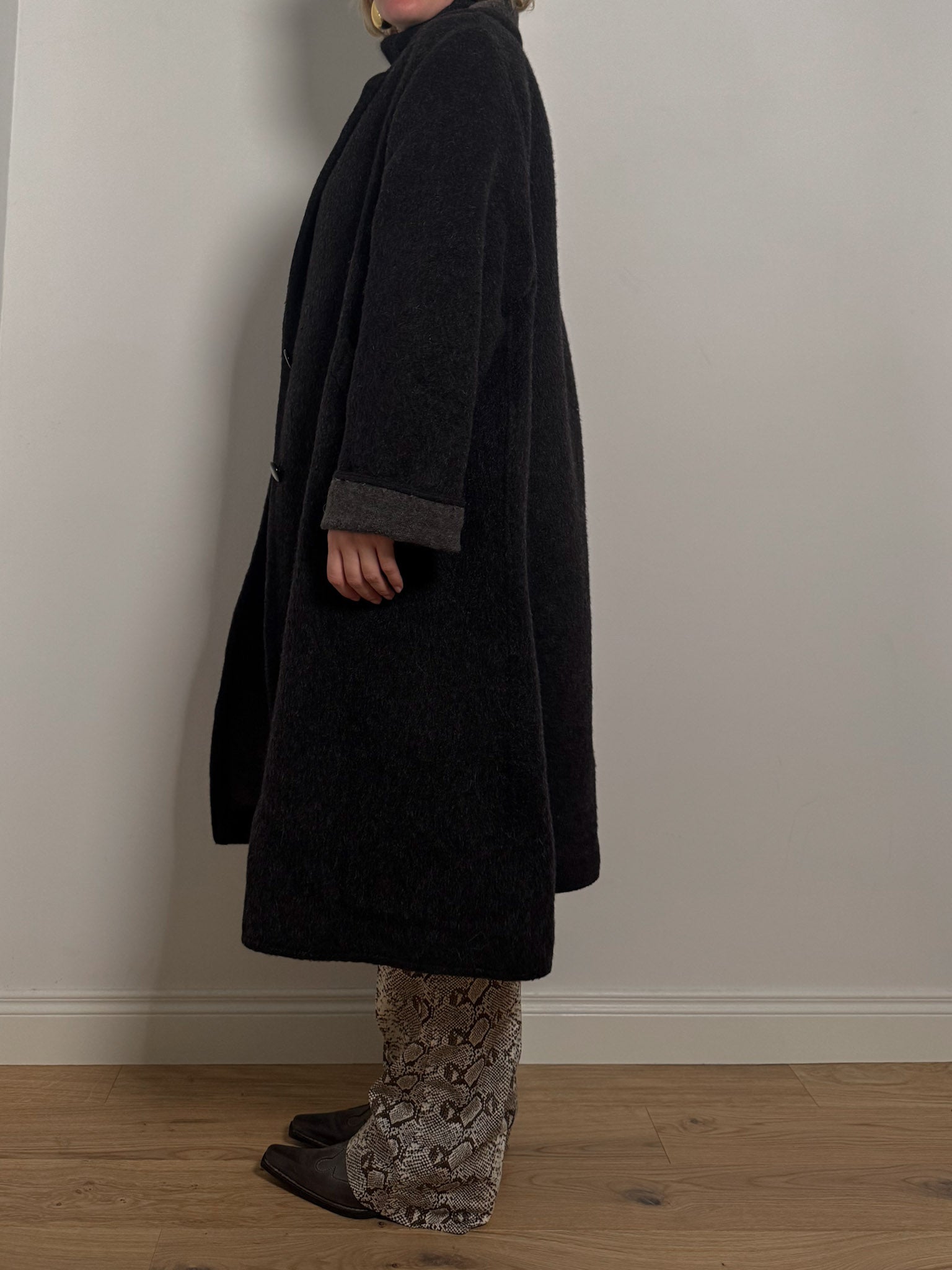 Pure wool anthracite coat