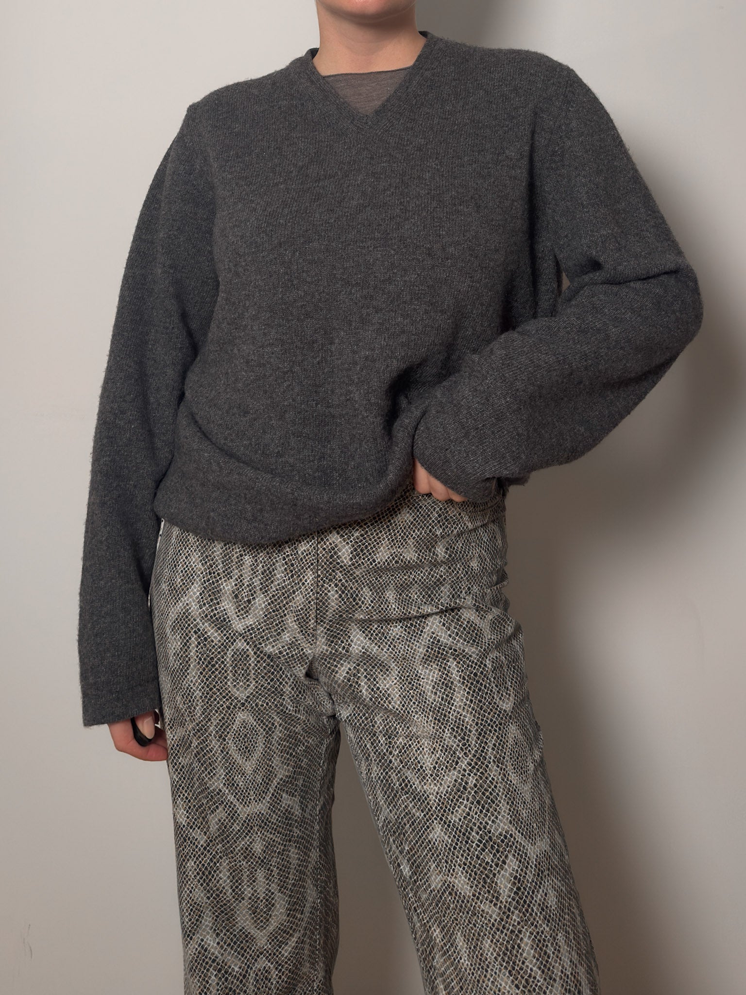 Wool grey pull