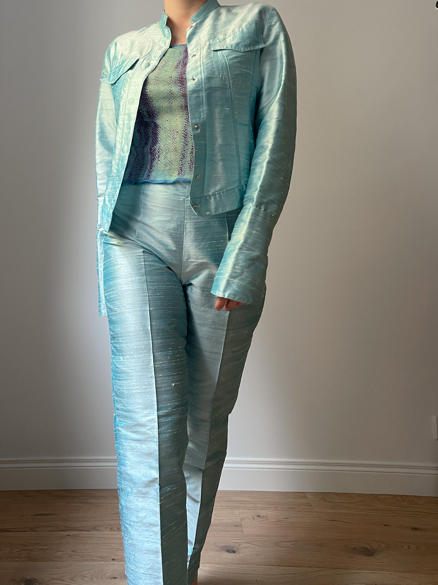 Pure silk turquoise set