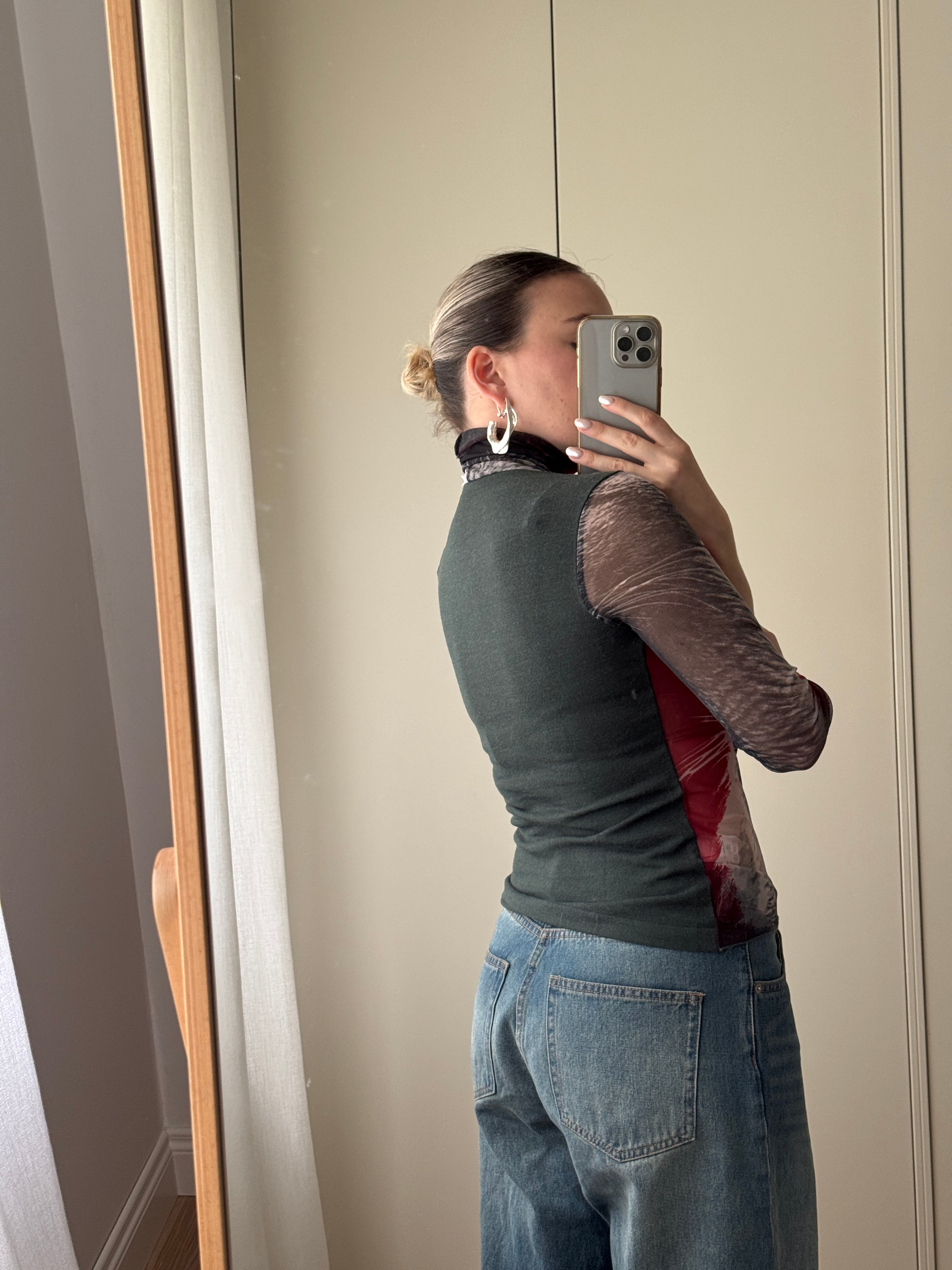 Top mesh con stampa gatto