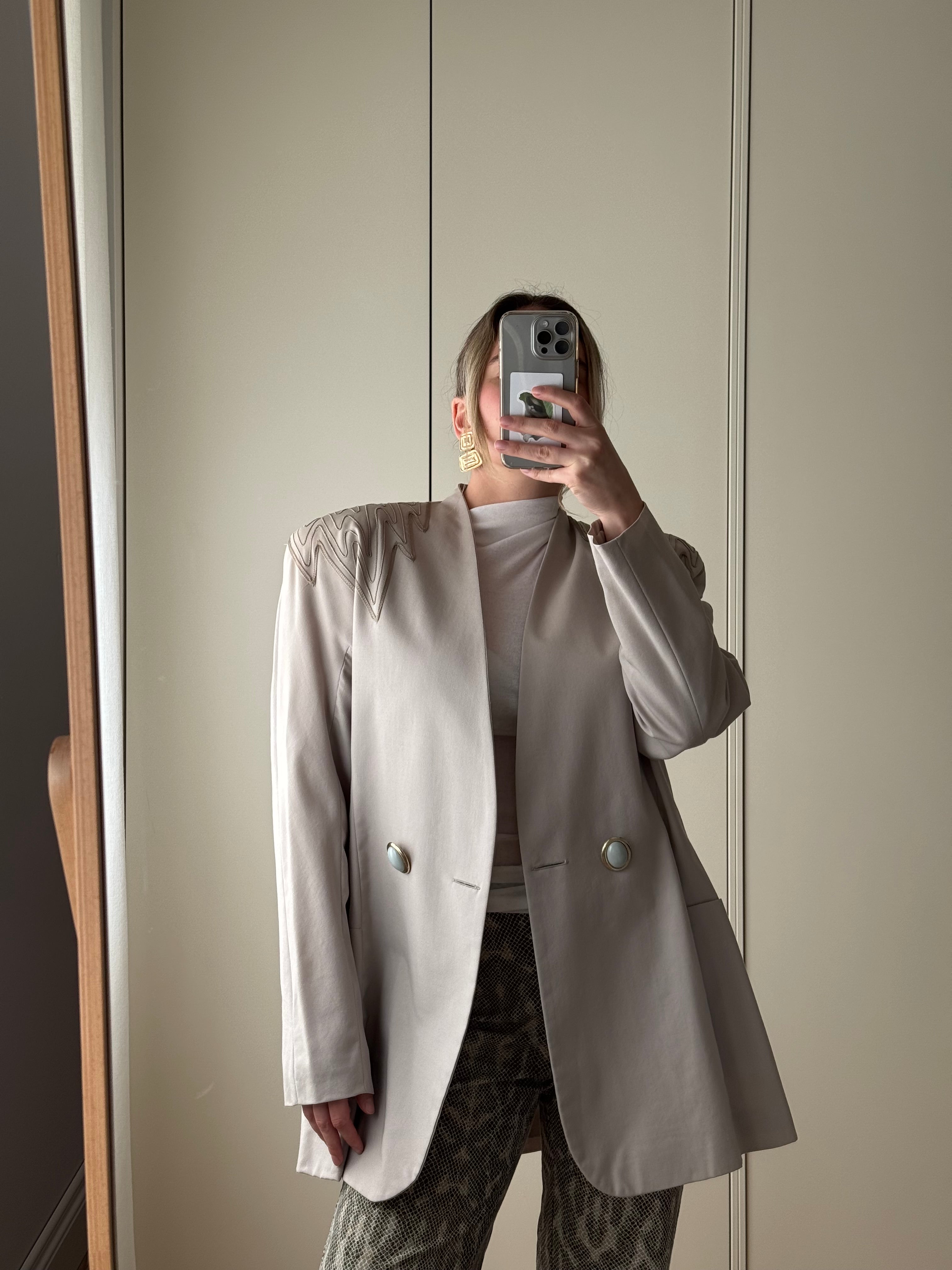 Cotton and viscose sand blazer