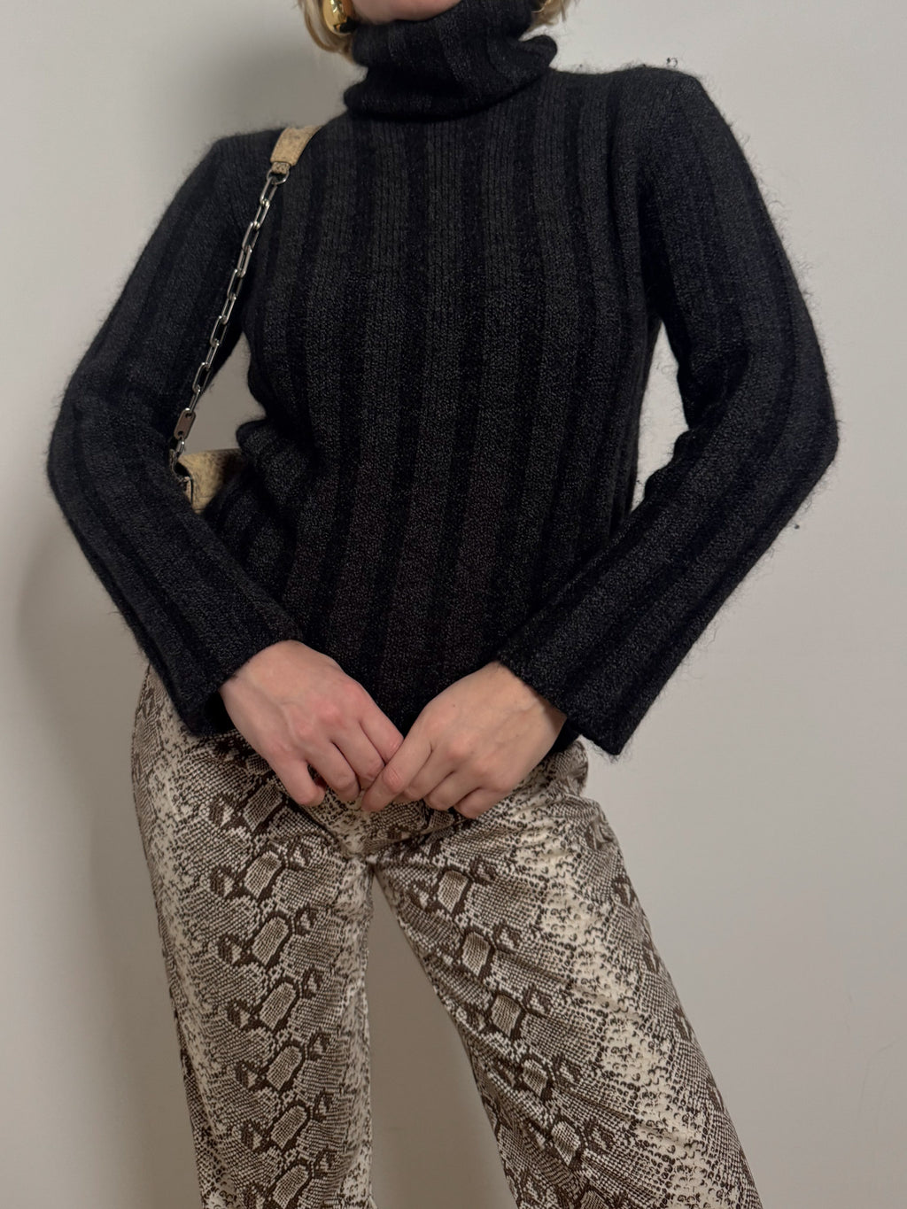 Max Mara wool and mohair anthracite pull