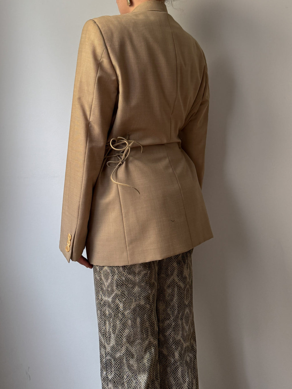 Brando beige blazer