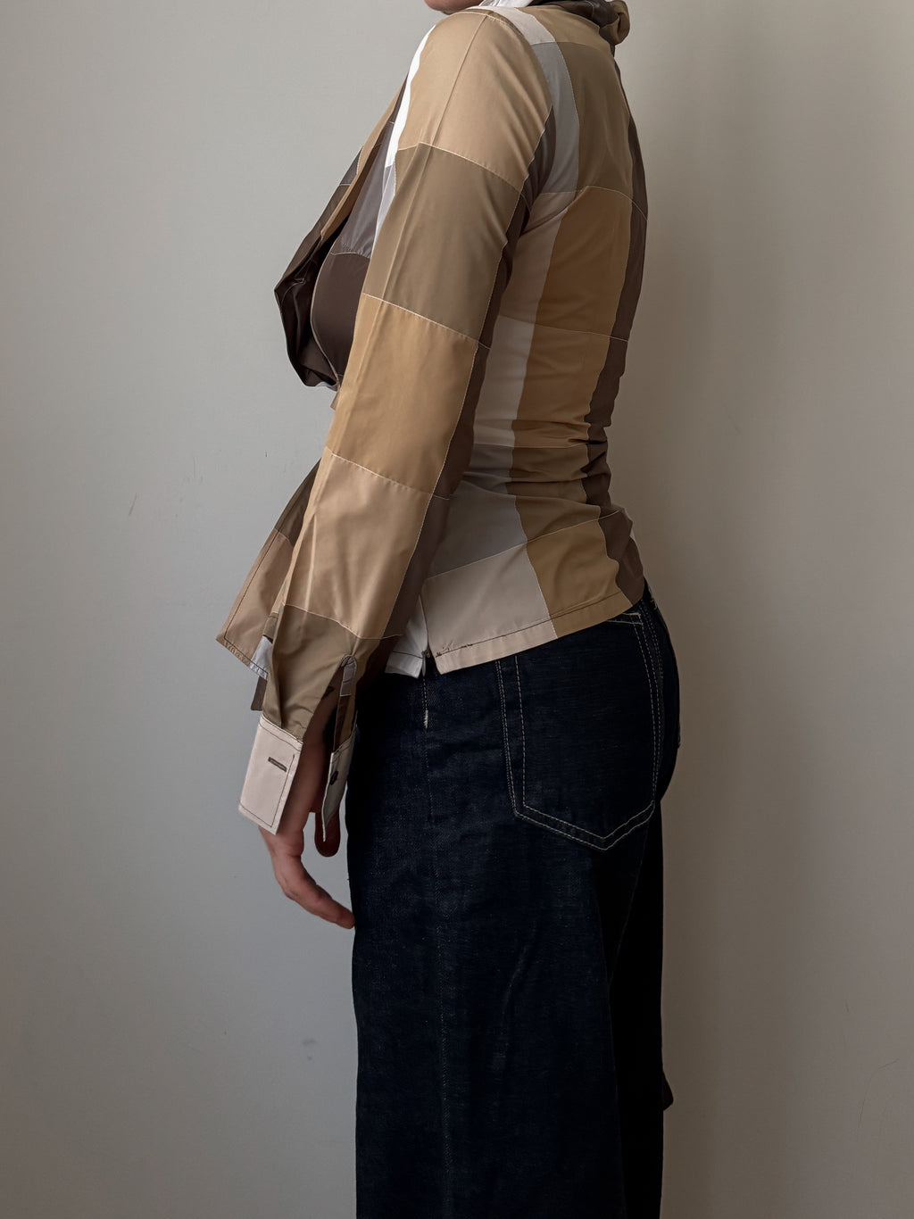 Lightweight technical fabric blouse