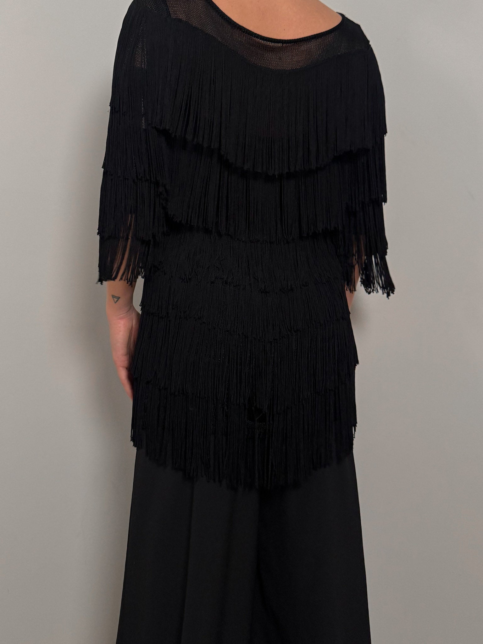Pure viscose fringe black top