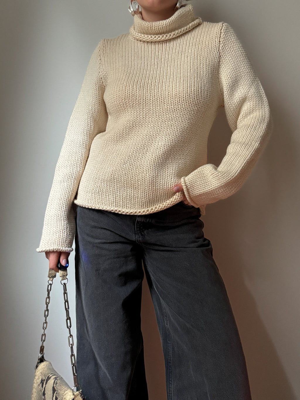 Merino wool ivory pull