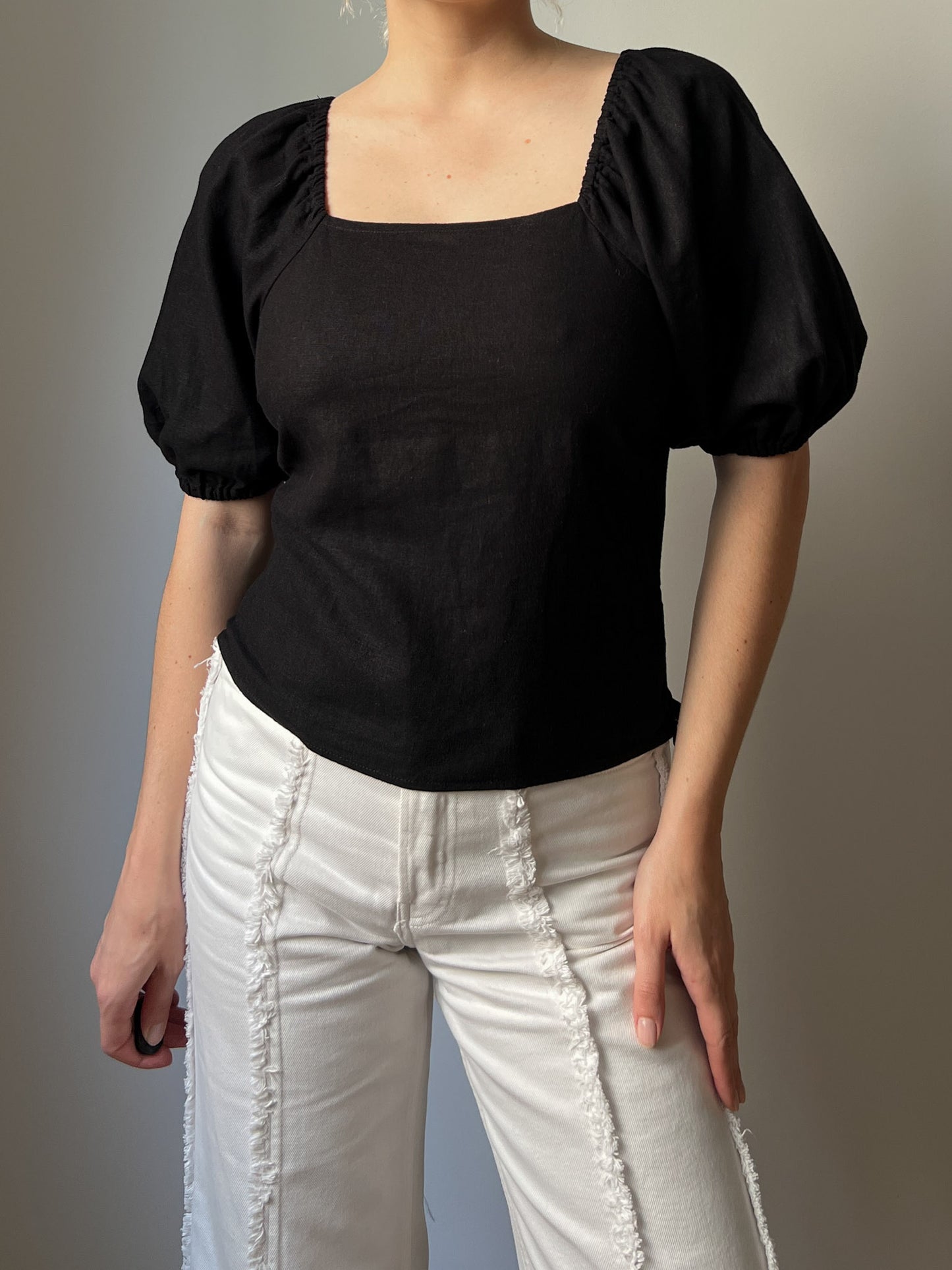 Pure linen black top