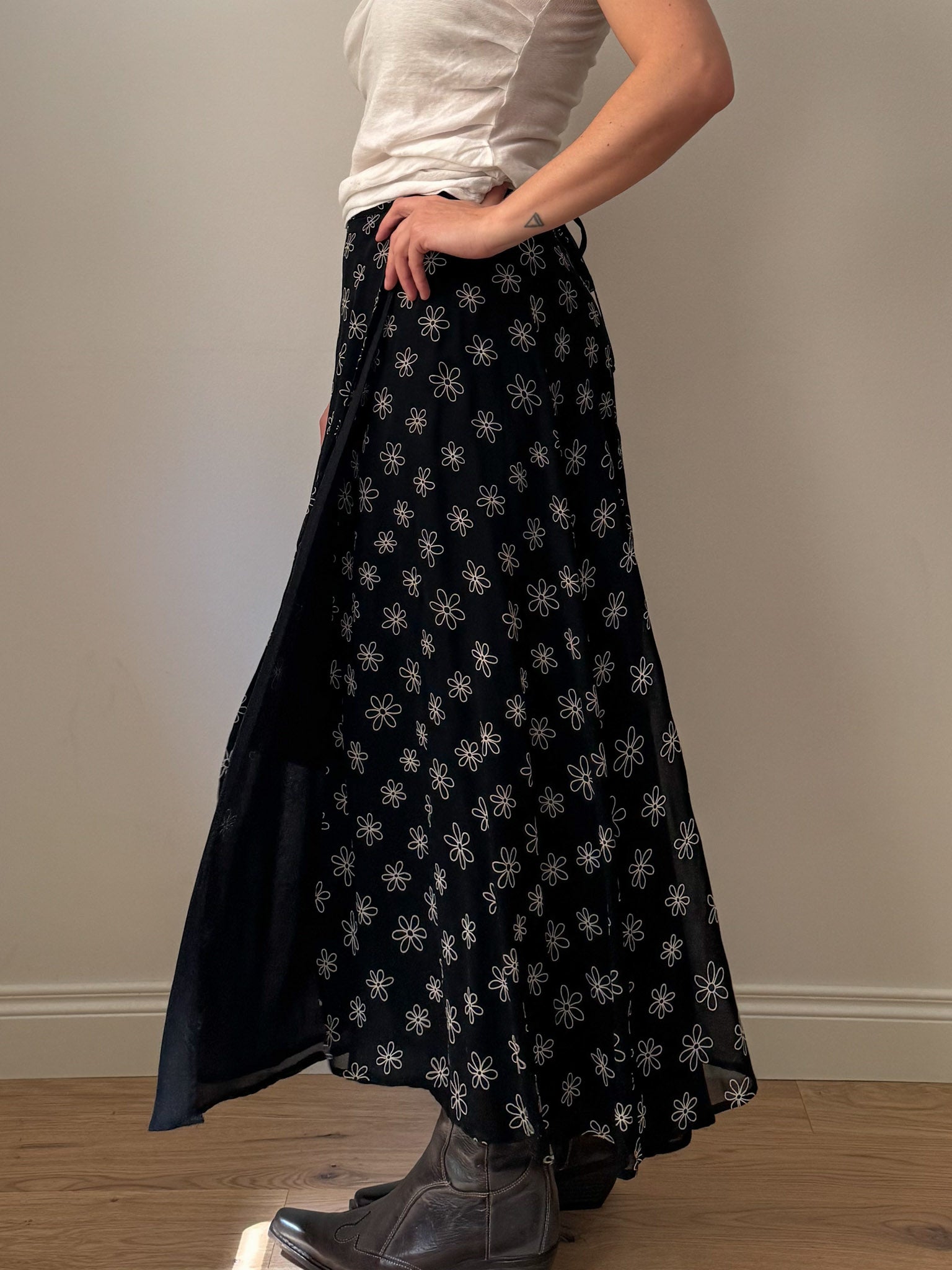 Viscose floral skirt