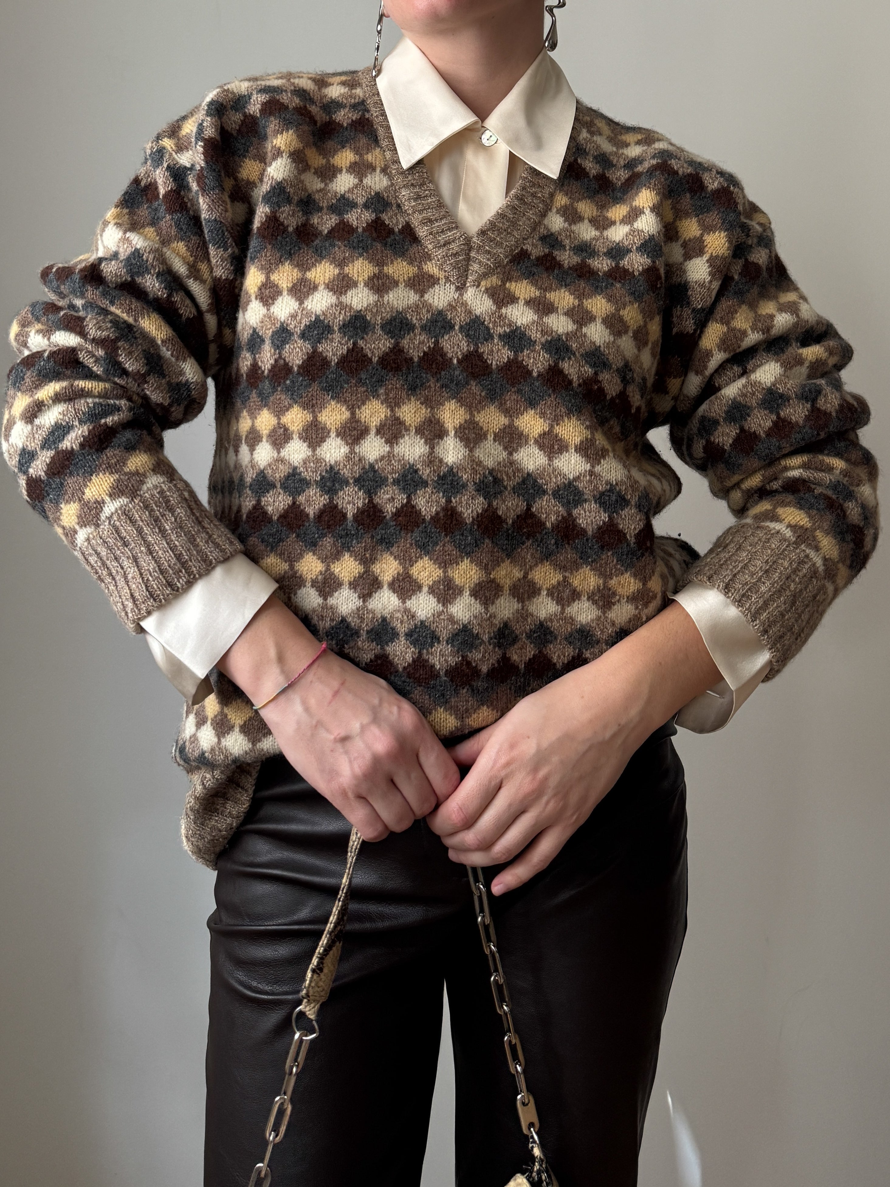 Pure virgin wool jacquard pull