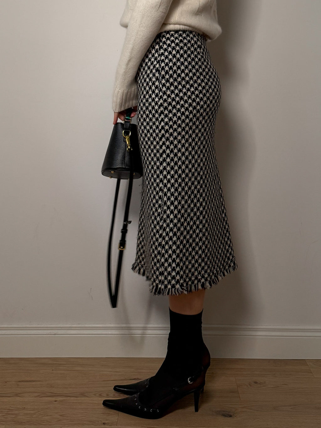 Pure wool pied de poule skirt