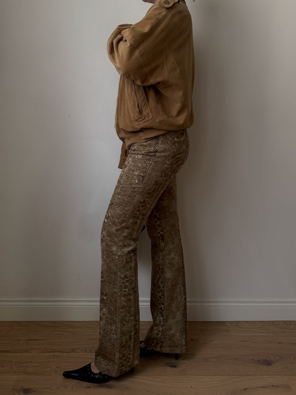 Real suede camel bomber