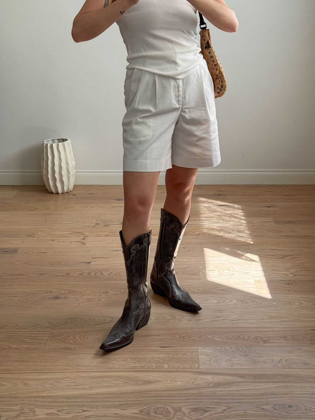 Pure cotton white bermuda