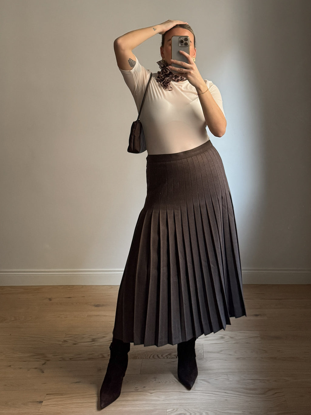 Pure virgin wool taupe skirt