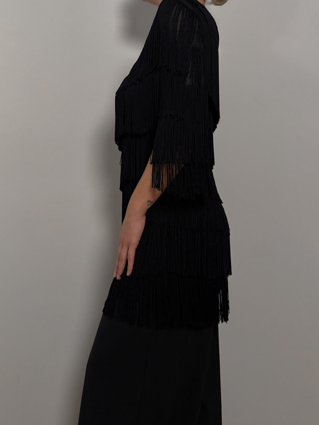 Pure viscose fringe black top
