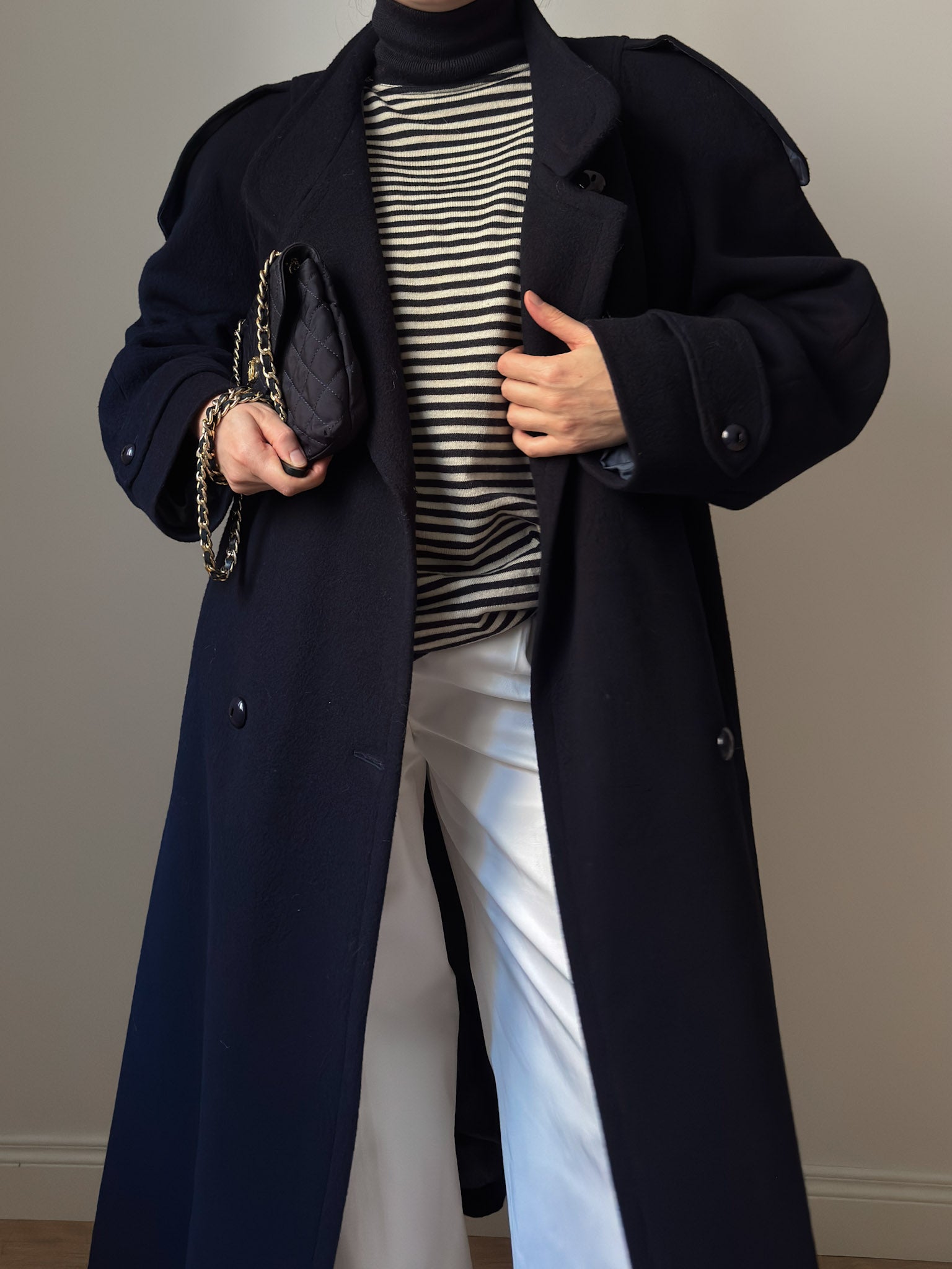 Wool and lambswool blue coat