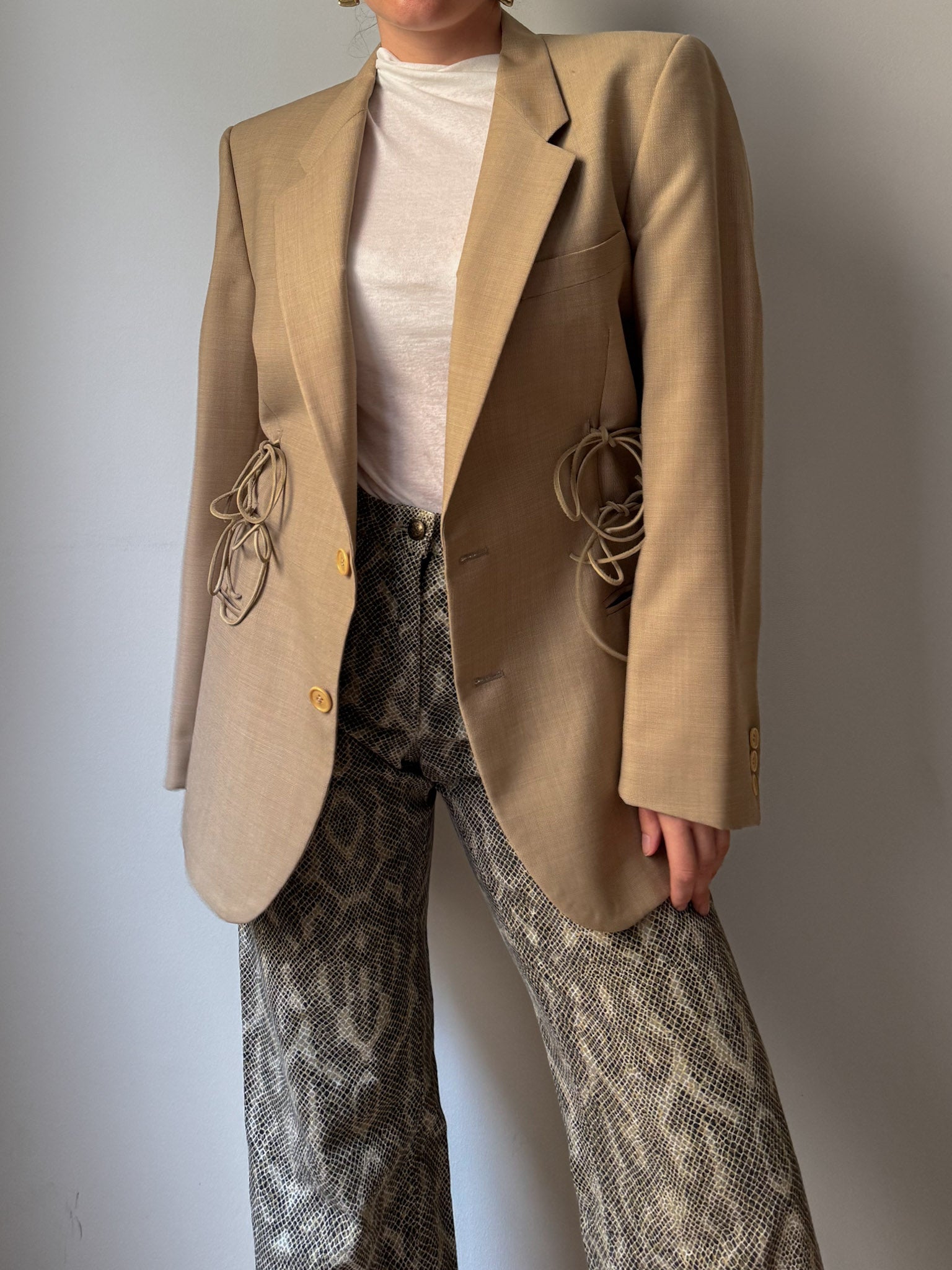 Brando beige blazer