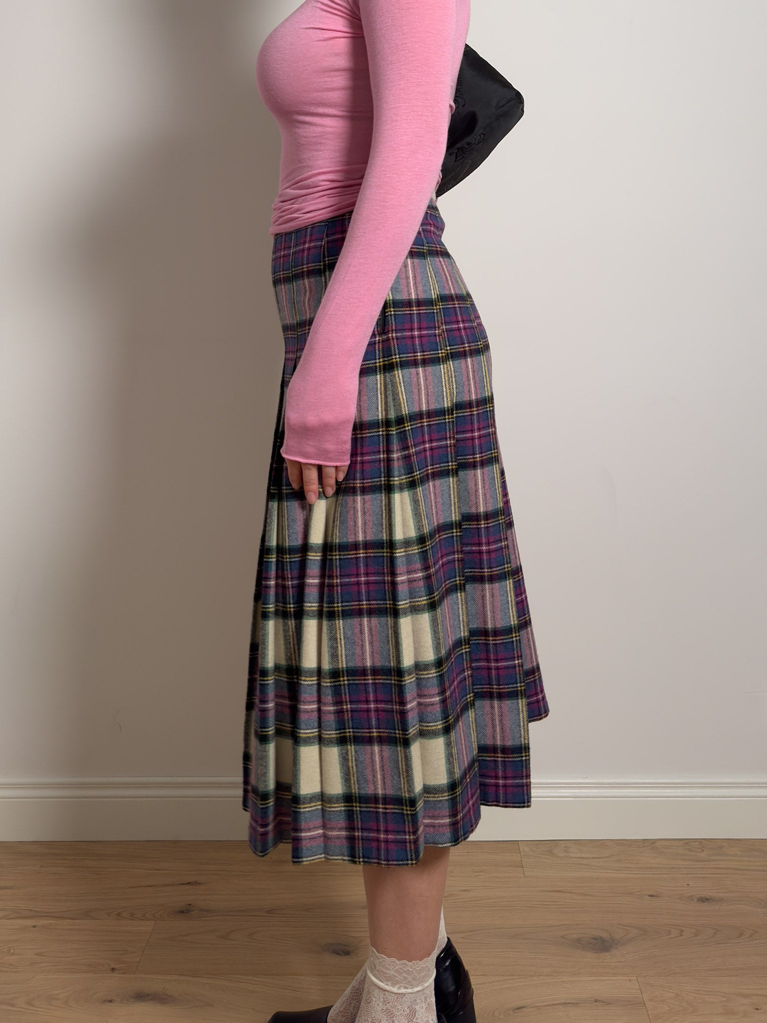 Pure wool pleated tartan skirt