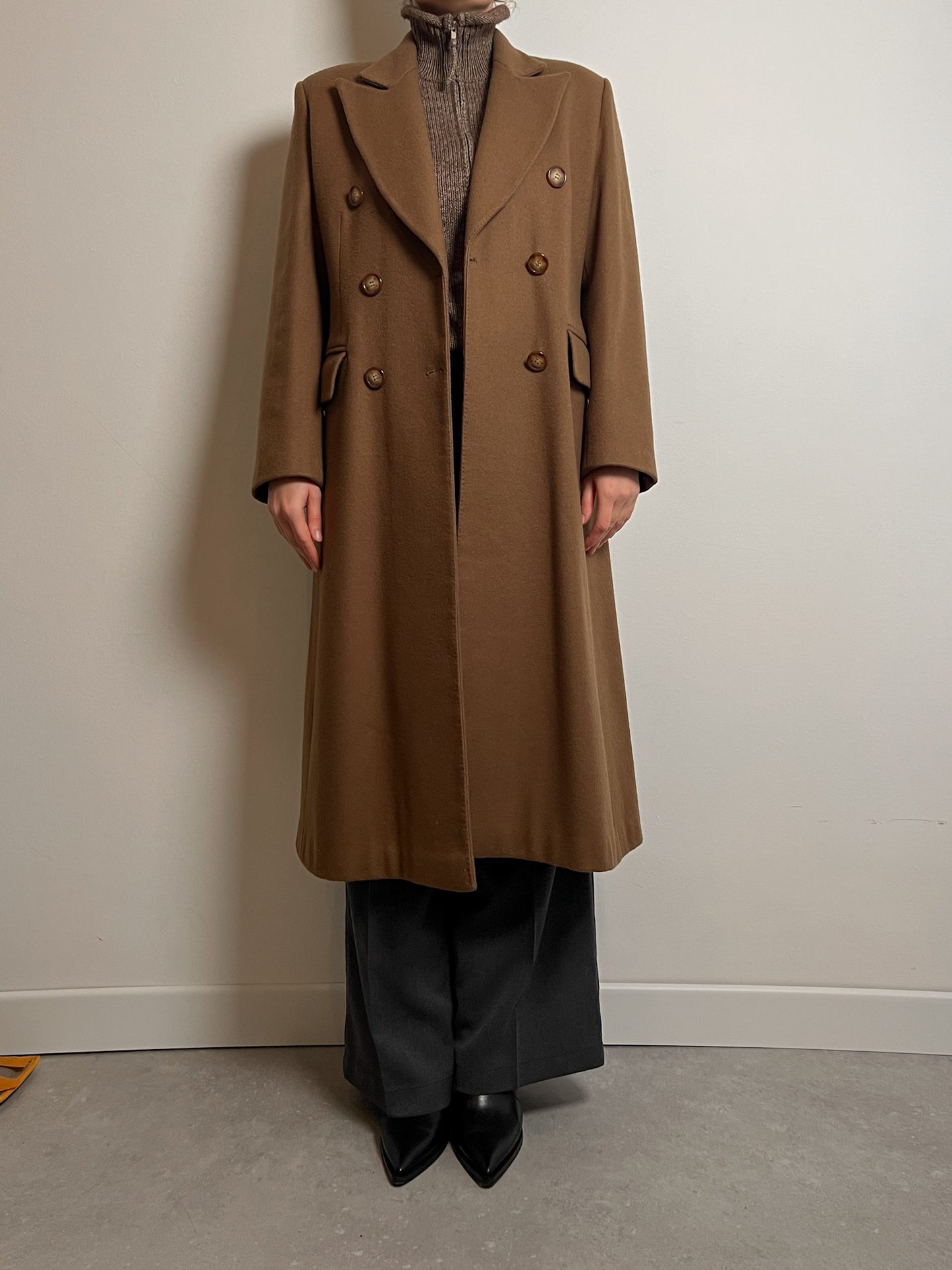 Tailored pure wool camel coat