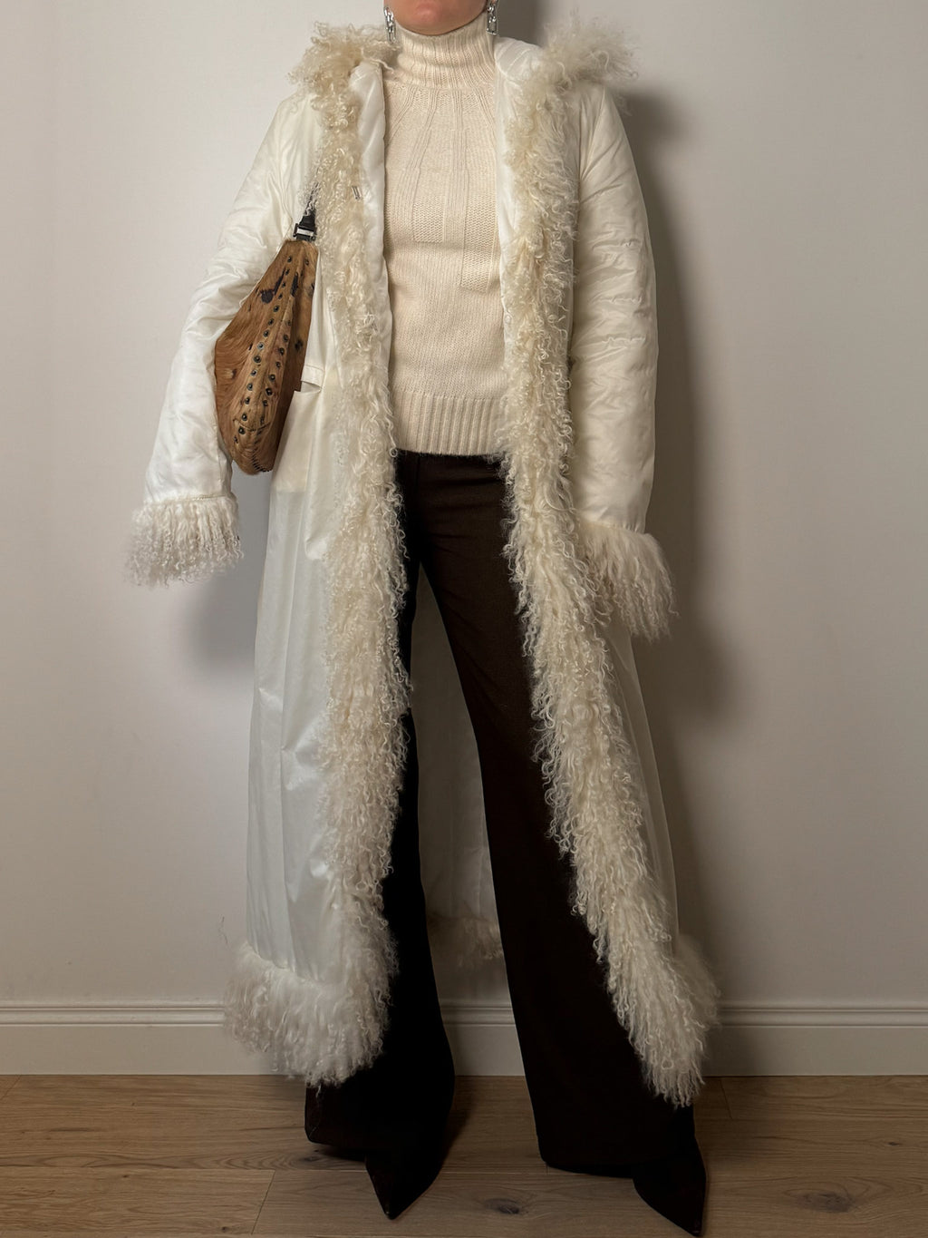 Mongolian ivory puffer