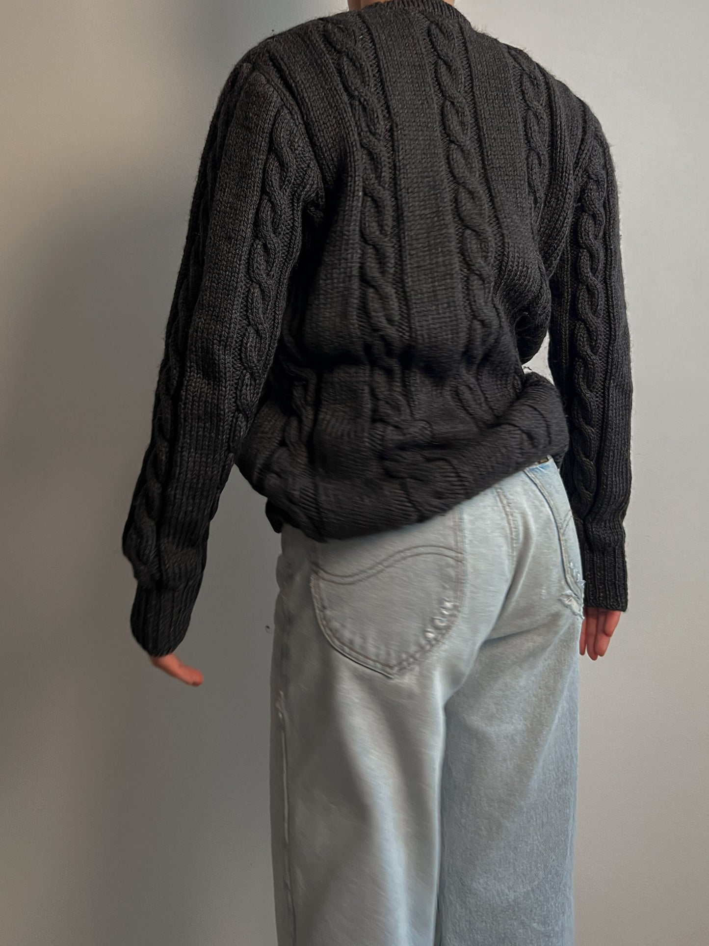 Pure wool embroidered grey pull