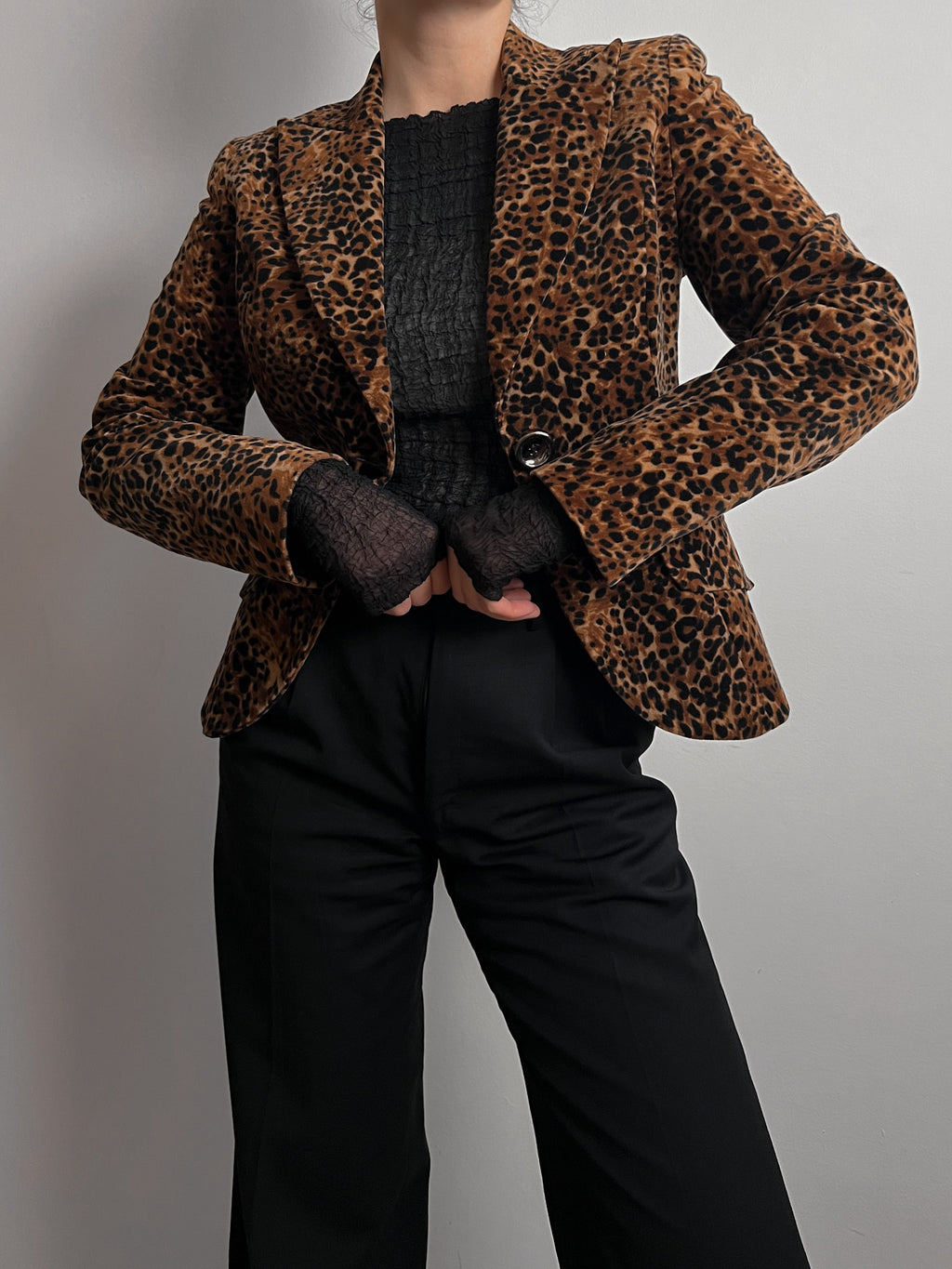 Velvet animalier blazer