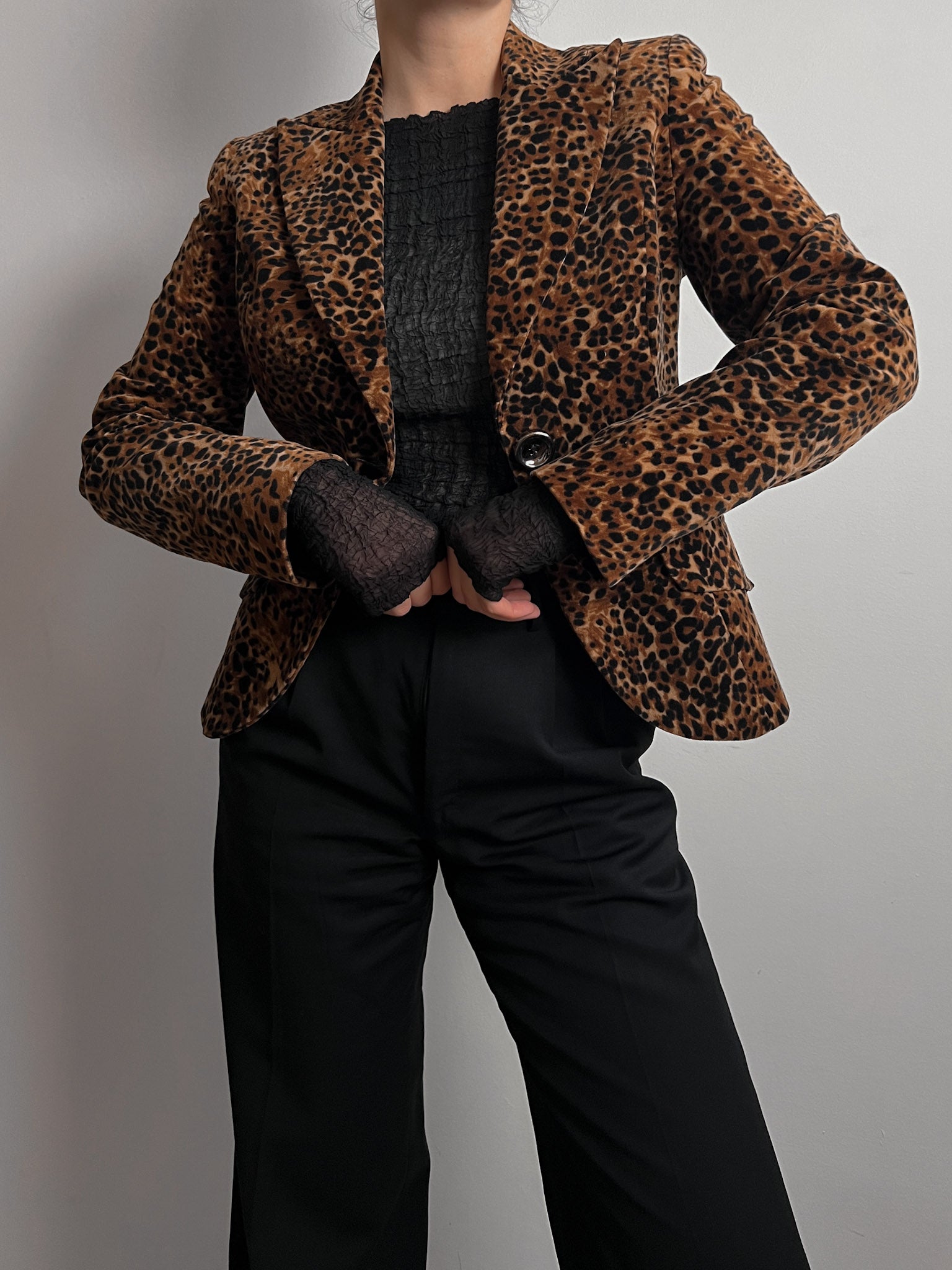 Velvet animalier blazer