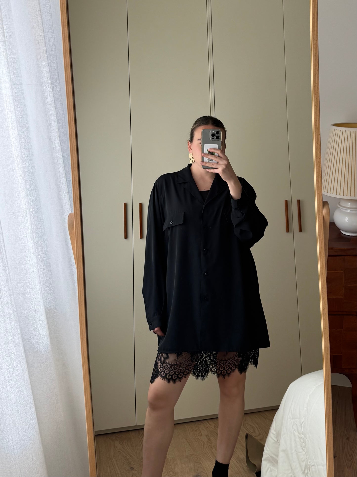The black maxi shirt