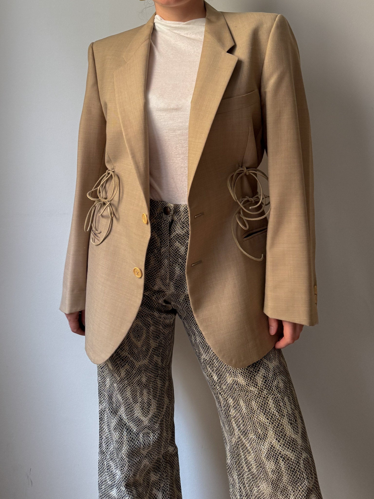 Brando beige blazer
