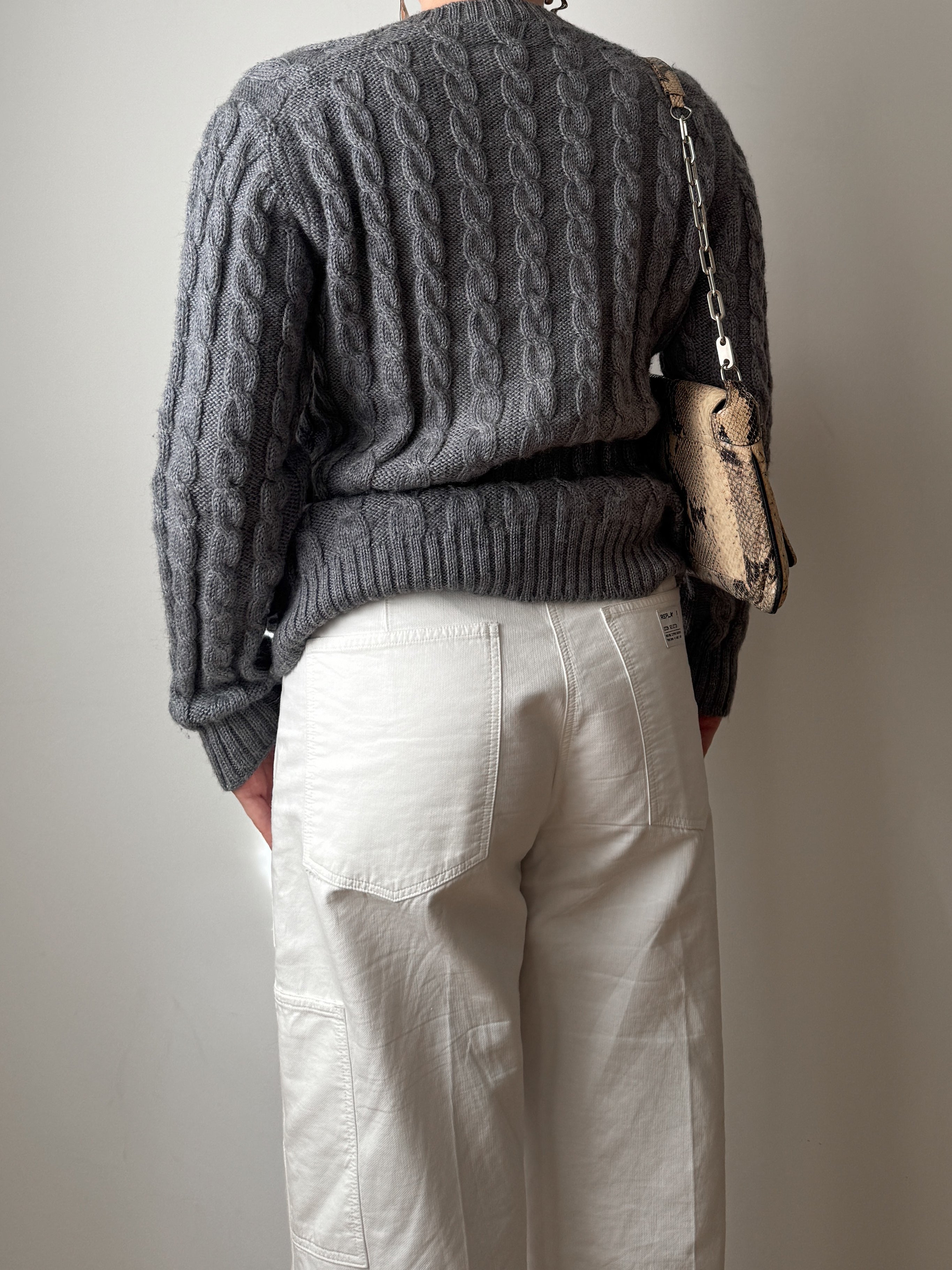 Shetland wool grey pull