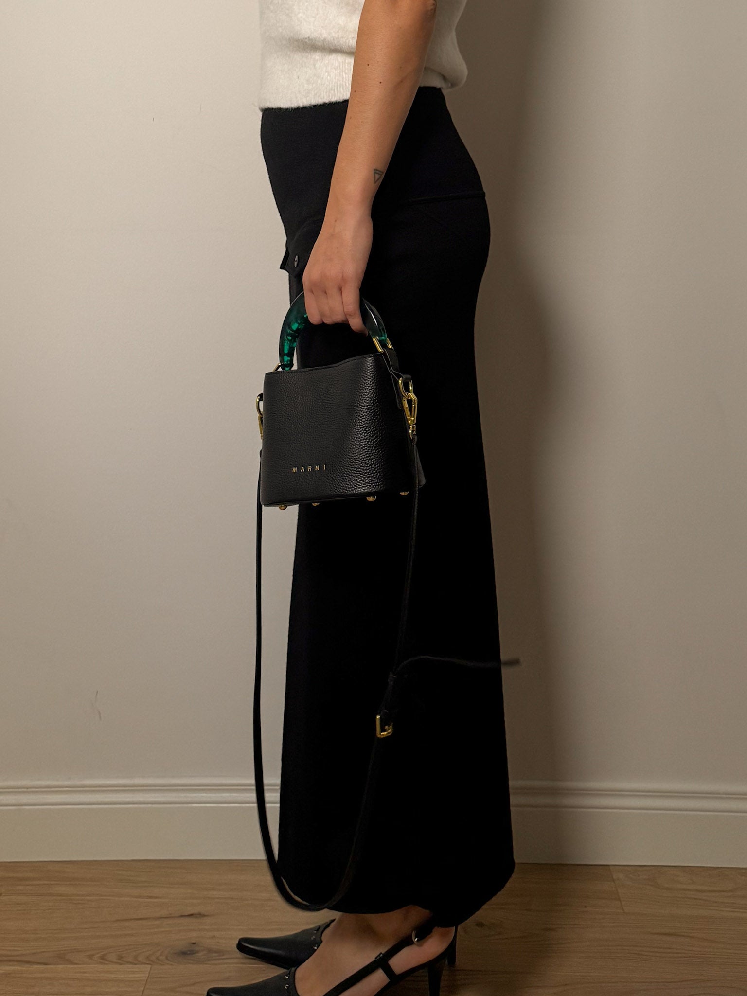 Pure merino wool black skirt