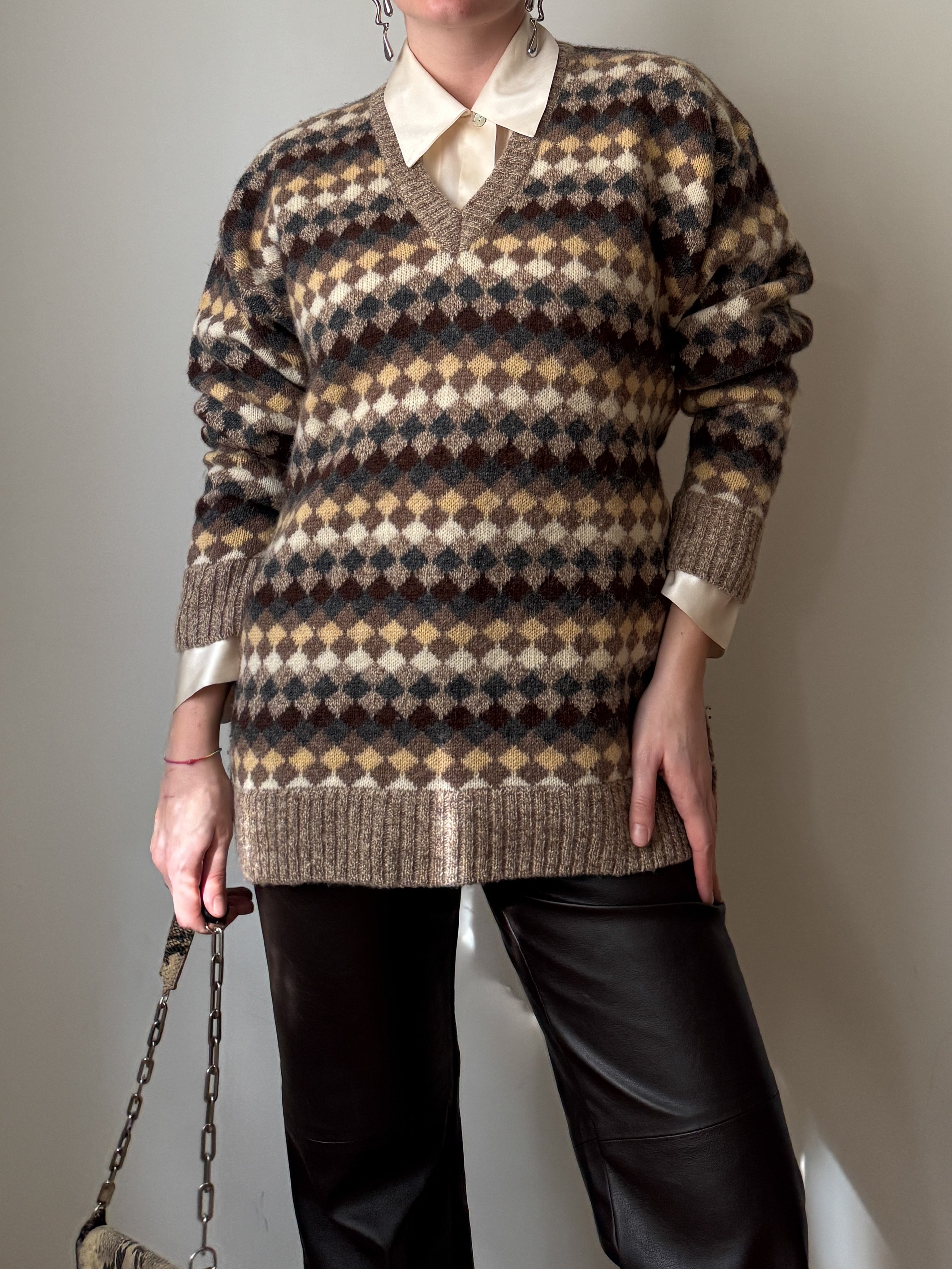 Pure virgin wool jacquard pull