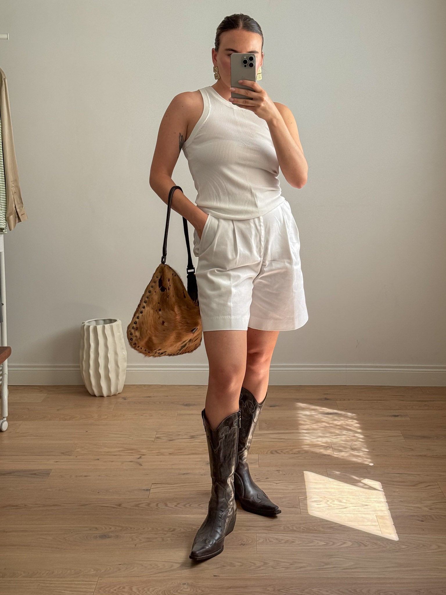 Pure cotton white bermuda