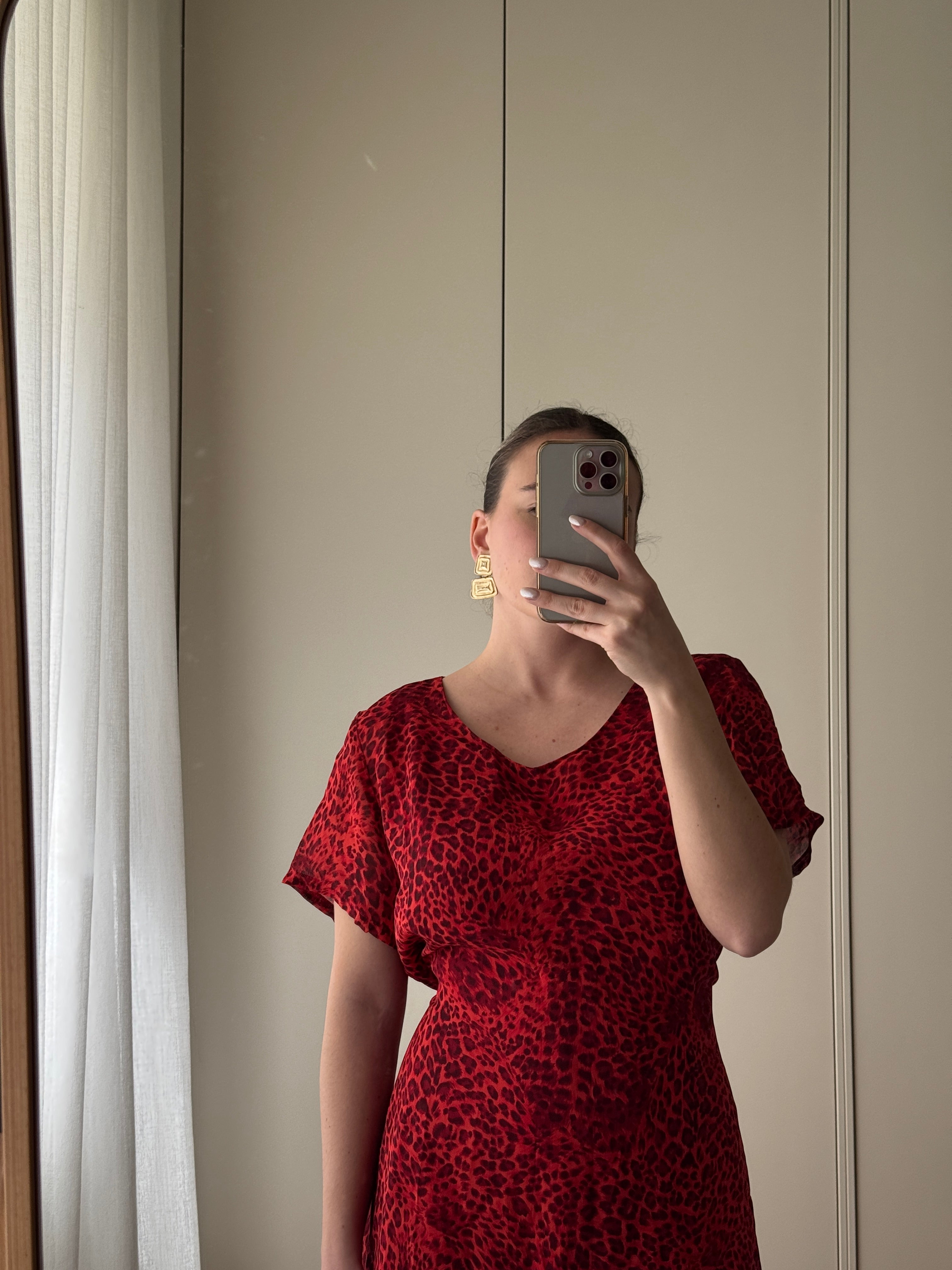 Abito animalier rosso in viscosa